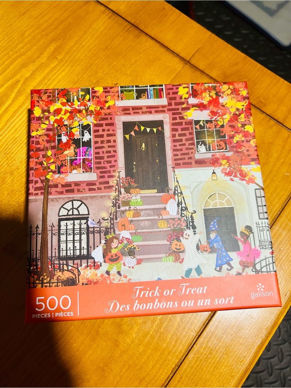 Galison Trick or Treat 500-Piece Halloween Puzzle